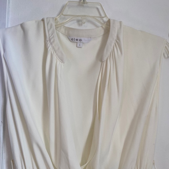 Beautiful brand new dress. - Picture 1 of 6